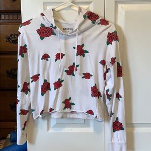 White and red rose cropped sweatshirt